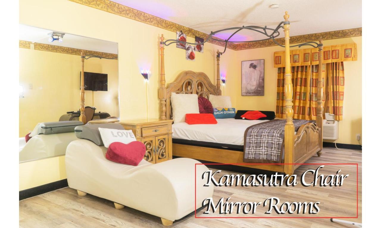 Luxe Romantic Suites Dolton Εξωτερικό φωτογραφία