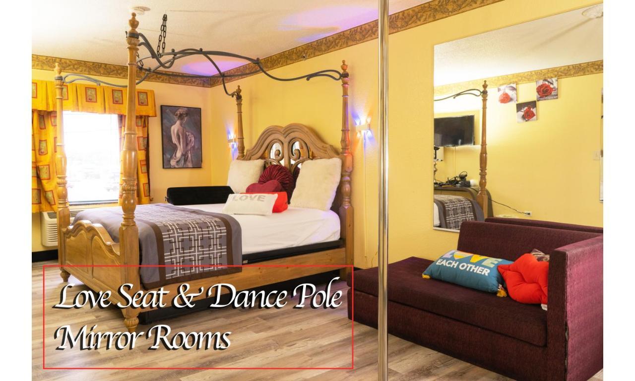 Luxe Romantic Suites Dolton Εξωτερικό φωτογραφία