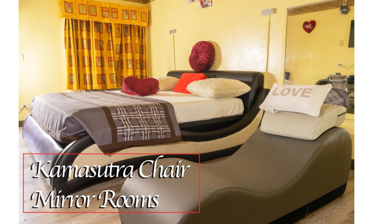 Luxe Romantic Suites Dolton Εξωτερικό φωτογραφία